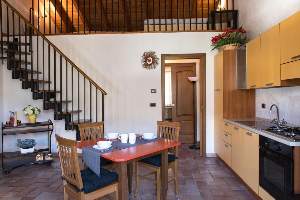 La Colombaia Lägenhet Saint Marcel Exteriör bild