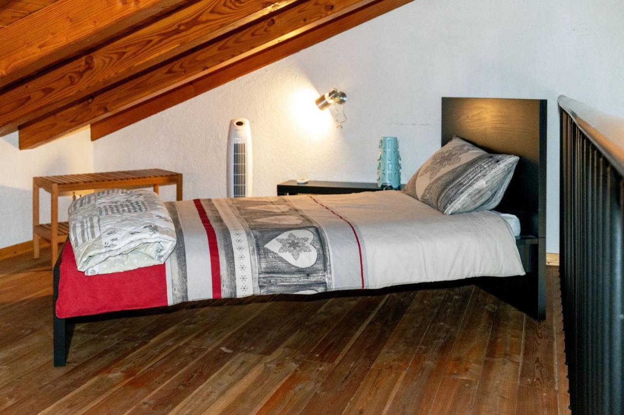 La Colombaia Lägenhet Saint Marcel Exteriör bild